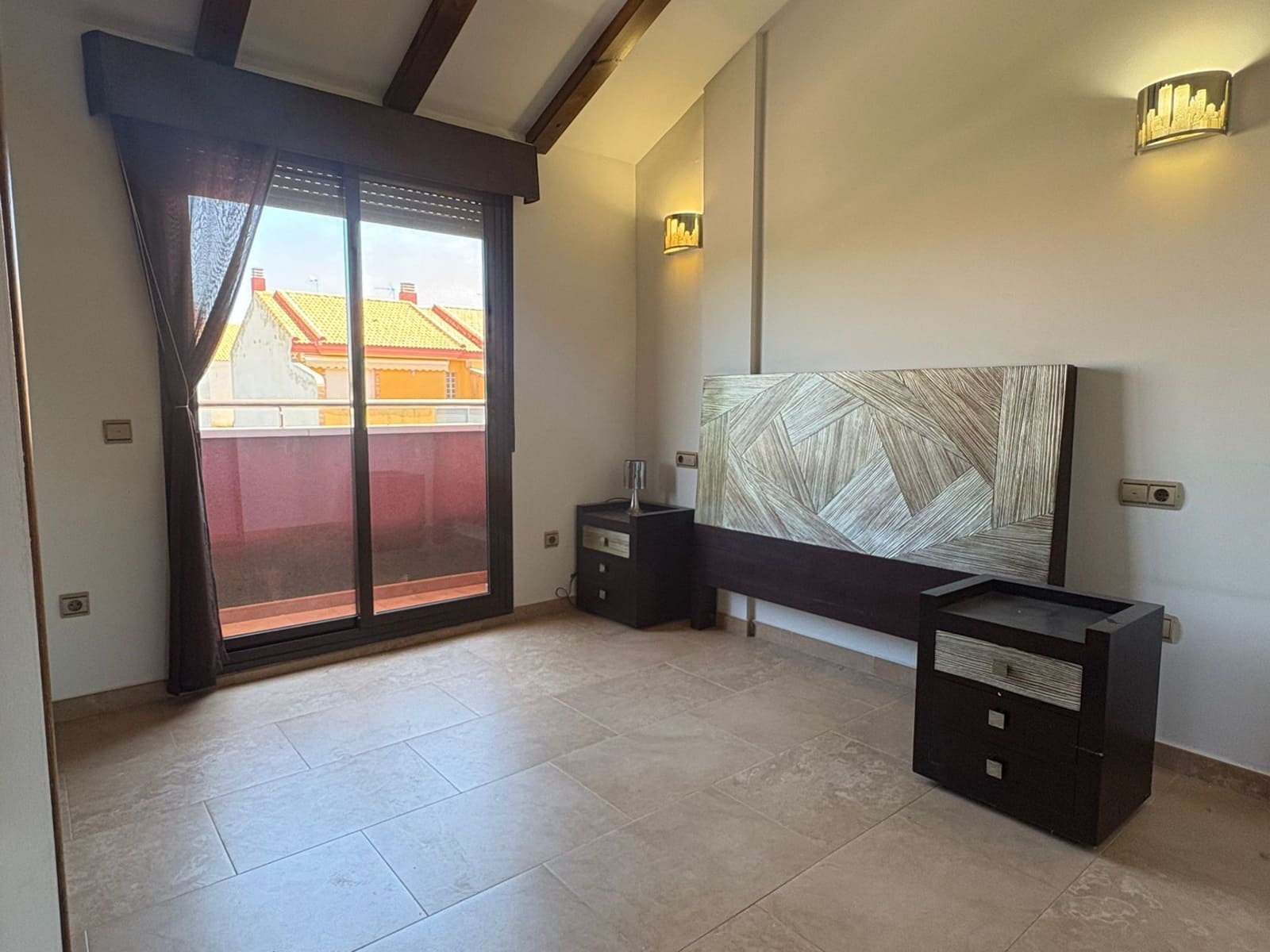 Pareado de 4 habitaciones en San Pedro del Pinatar en venta con garaje - 280.000 € (Ref: 9291050)