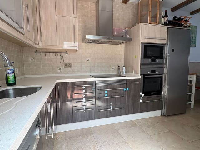 4 sypialnia Dom blizniak na sprzedaż w San Pedro del Pinatar z garażem - 280 000 € (Ref: 9291050)