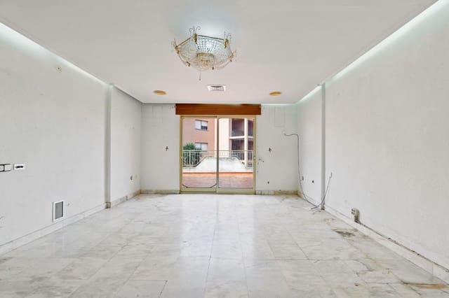 4 soveværelse Semi-Rækkehus til salg i San Pedro del Pinatar med garage - € 360.000 (Ref: 9448930)