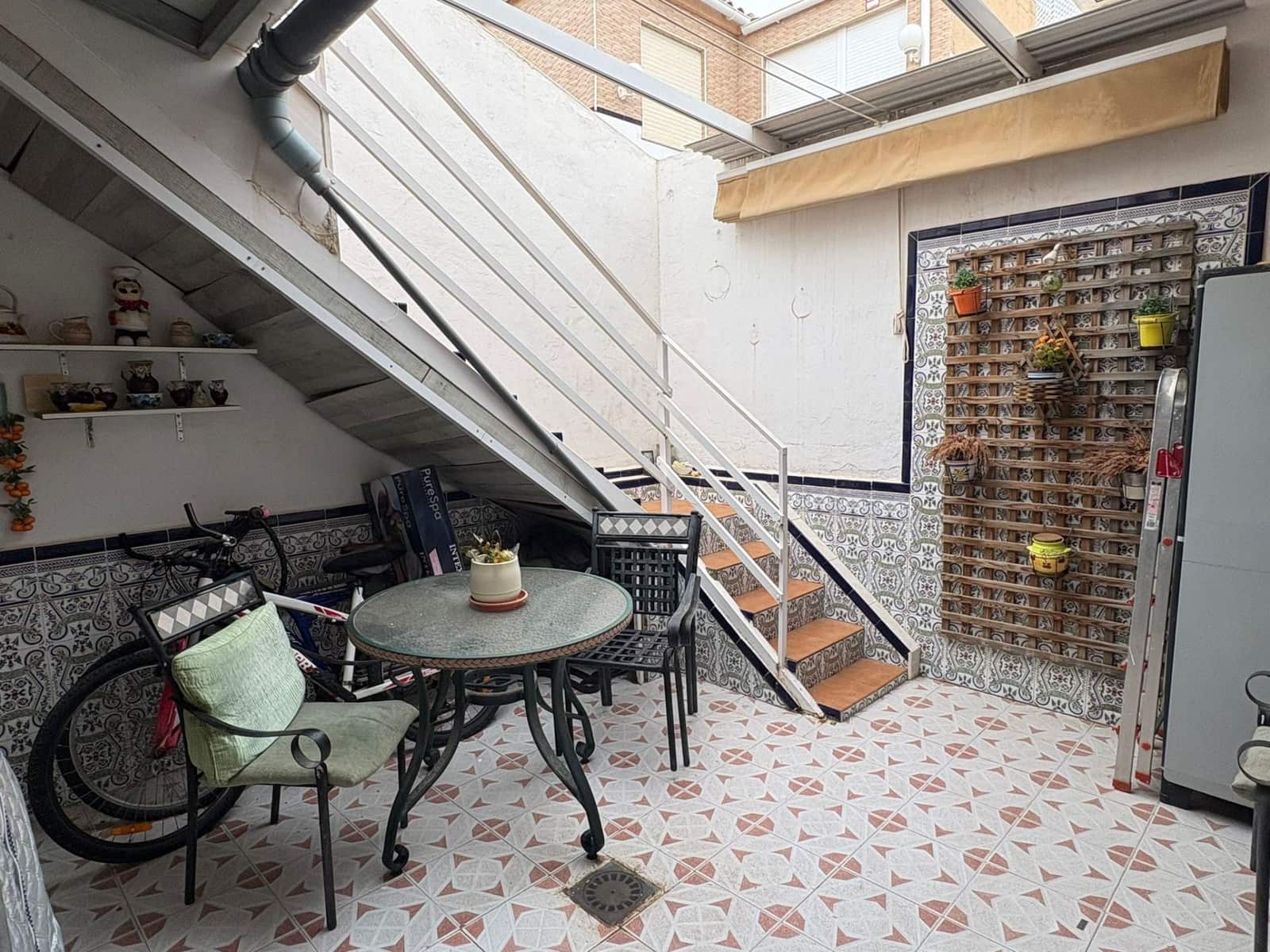 3 makuuhuone Paritalo myytävänä paikassa Lo Pagan mukana 
autotalli - 149 000 € (Ref: 9658384)