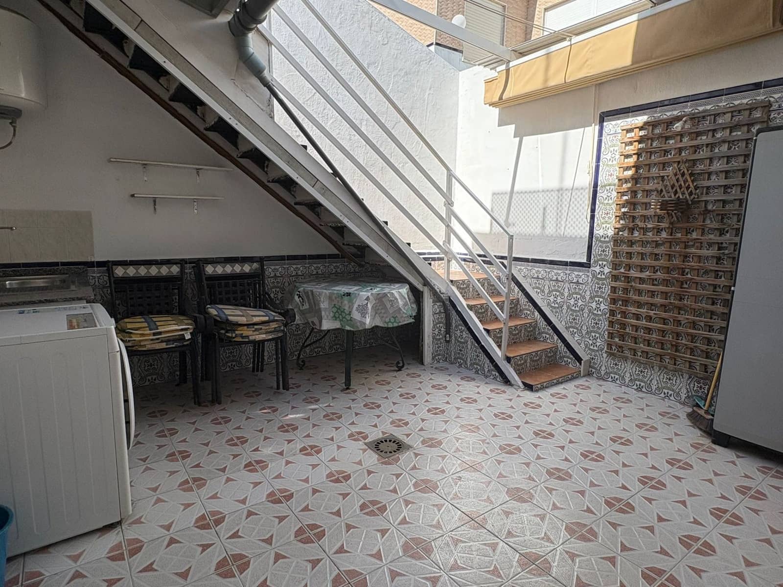 3 soveværelse Semi-Rækkehus til salg i Lo Pagan med garage - € 149.000 (Ref: 9658384)