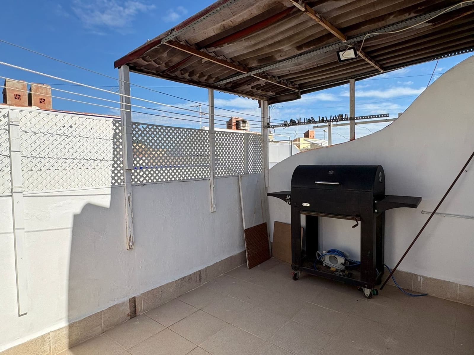 3 soveværelse Semi-Rækkehus til salg i Lo Pagan med garage - € 149.000 (Ref: 9658384)