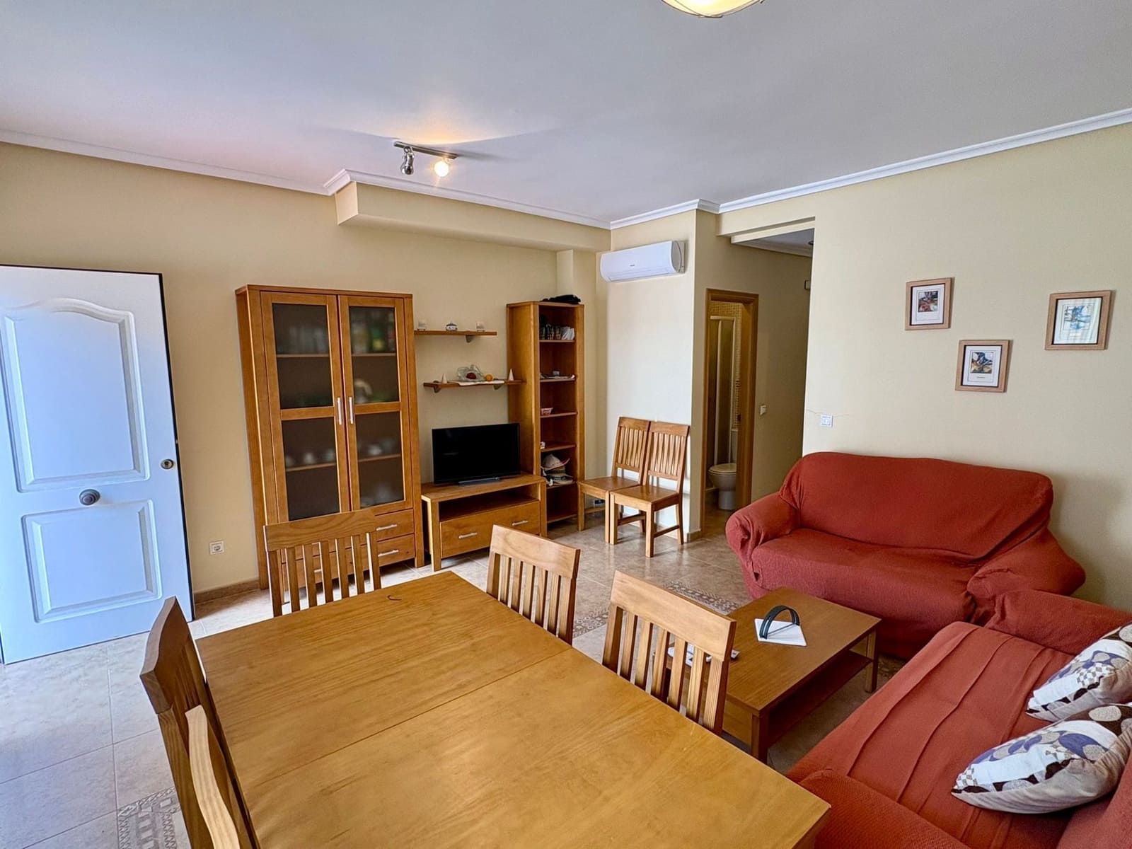 4 chambre Villa/Maison Semi-Mitoyenne à vendre à San Pedro del Pinatar avec garage - 199 900 € (Ref: 9665969)