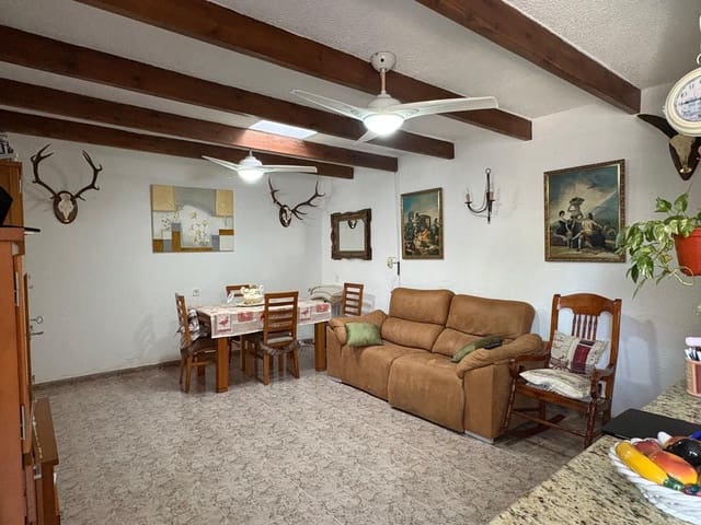 4 soverom Villa til salgs i Lo Pagan, San Pedro del Pinatar med svømmebasseng garasje - € 275 000 (Ref: 9711134)