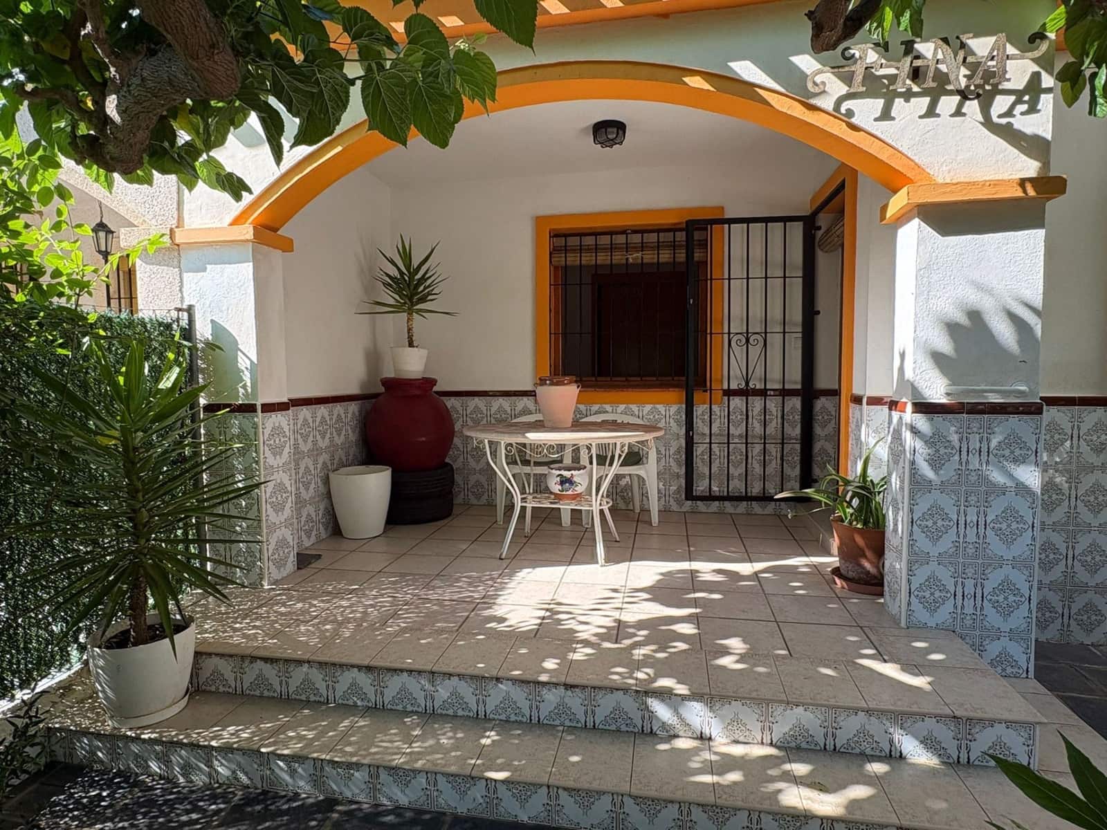 3 slaapkamer Halfvrijstaande villa te koop in Torre de la Horadada met garage - € 199.800 (Ref: 9849046)