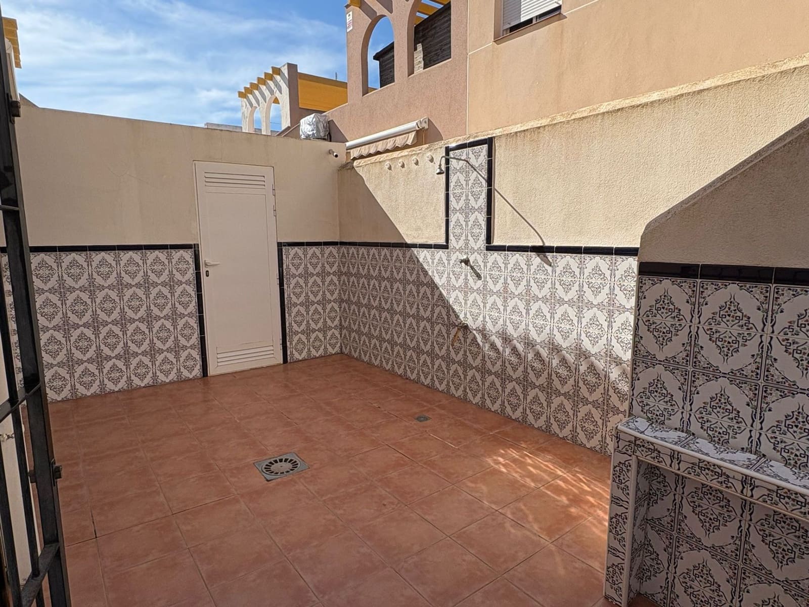 3 slaapkamer Halfvrijstaande villa te koop in Torre de la Horadada met garage - € 199.800 (Ref: 9849046)