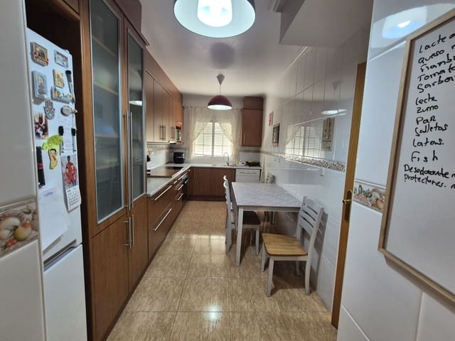 4 soveværelse Byhus til salg i San Pedro del Pinatar med garage - € 289.000 (Ref: 9956809)