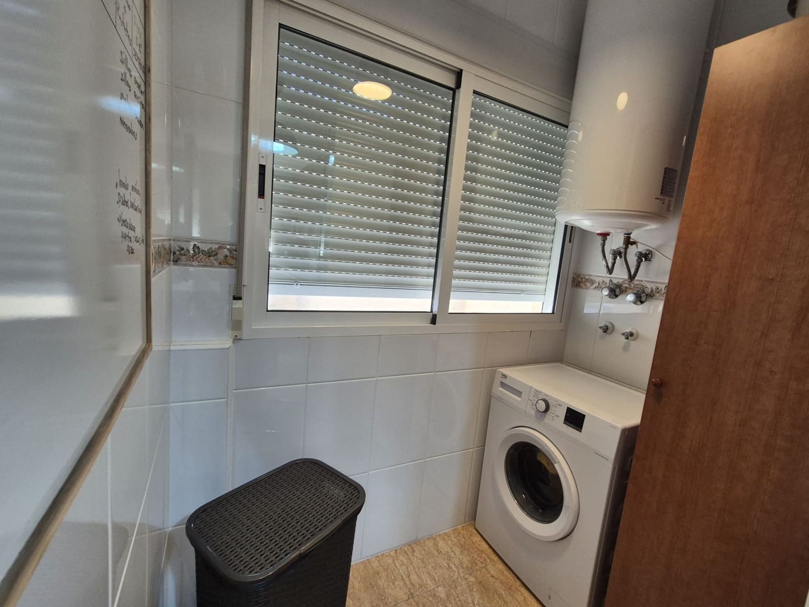 4 makuuhuone Omakotitalo myytävänä paikassa San Pedro del Pinatar mukana 
autotalli - 289 000 € (Ref: 9956809)