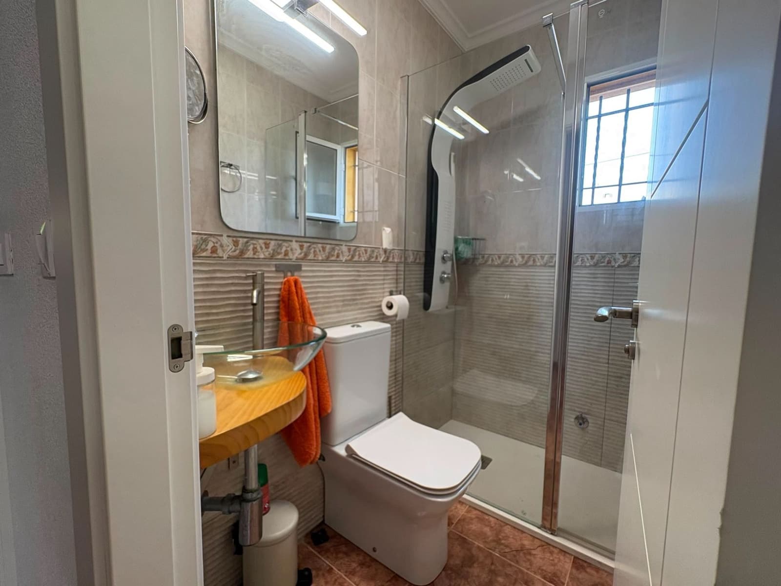 4 bedroom Villa for sale in Santiago de la Ribera with garage - € 350,000 (Ref: 9972895)