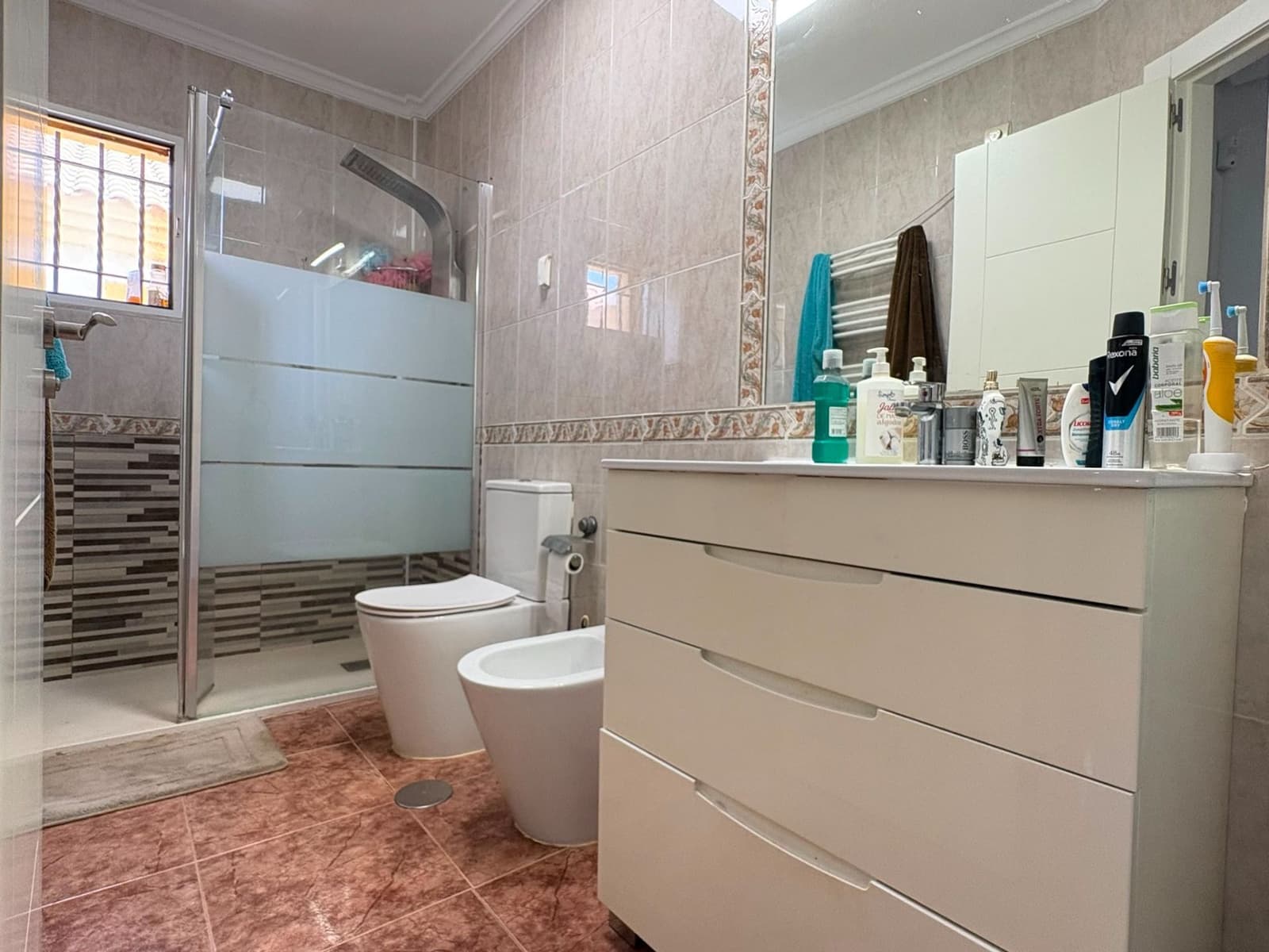 4 bedroom Villa for sale in Santiago de la Ribera with garage - € 350,000 (Ref: 9972895)