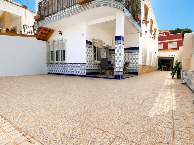 5 bedroom Bungalow for sale in Torre de la Horadada, Pilar de la Horadada with garage - € 220,000 (Ref: 9994759)