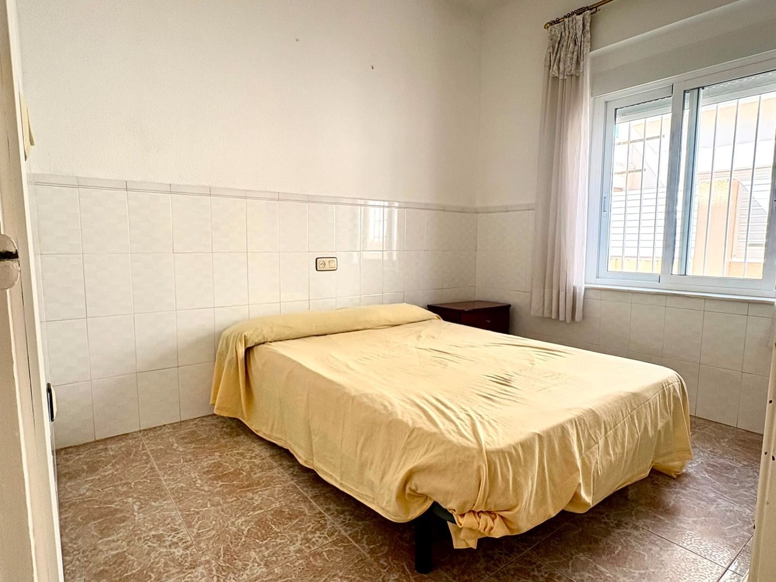 5 makuuhuone Bungalow myytävänä paikassa Torre de la Horadada mukana 
autotalli - 220 000 € (Ref: 9994759)