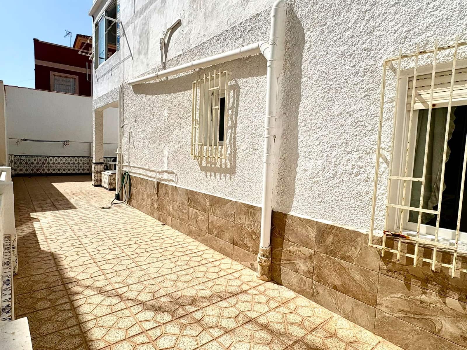 5 makuuhuone Bungalow myytävänä paikassa Torre de la Horadada mukana 
autotalli - 220 000 € (Ref: 9994759)