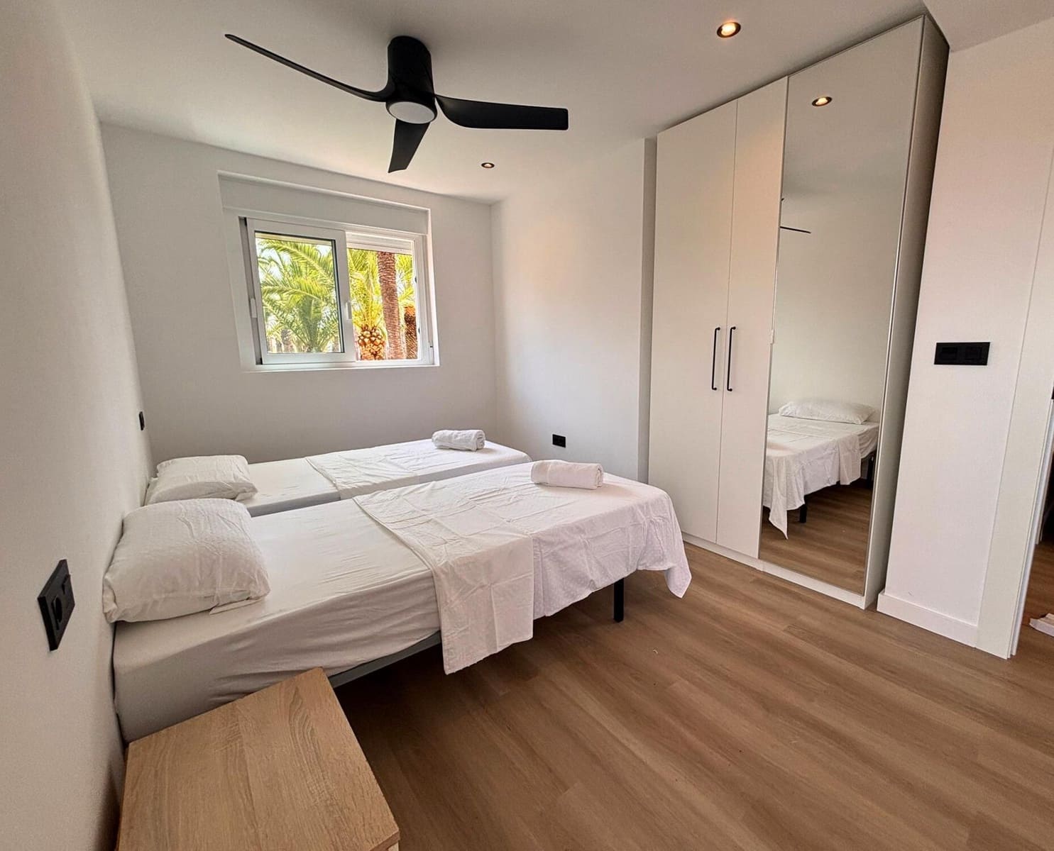 3 soveværelse Lejlighed til leje i La Veleta - € 2.000 (Ref: 8624377)