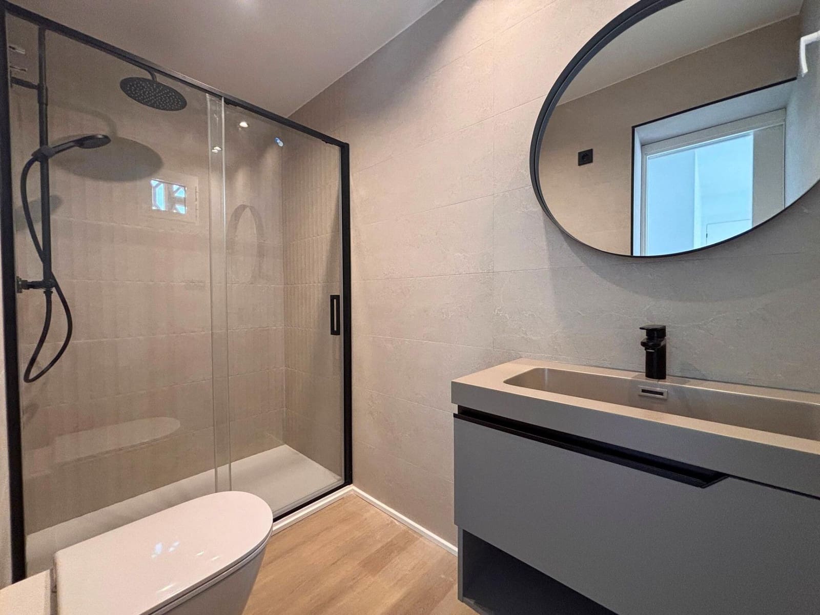 3 soveværelse Lejlighed til leje i La Veleta - € 2.000 (Ref: 8624377)