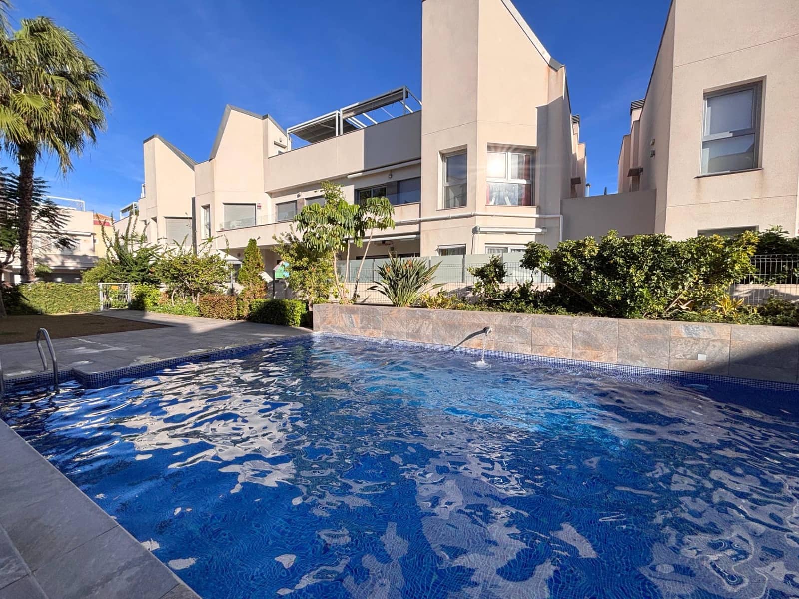 2 quarto Apartamento para venda em La Veleta com piscina - 239 000 € (Ref: 8692543)