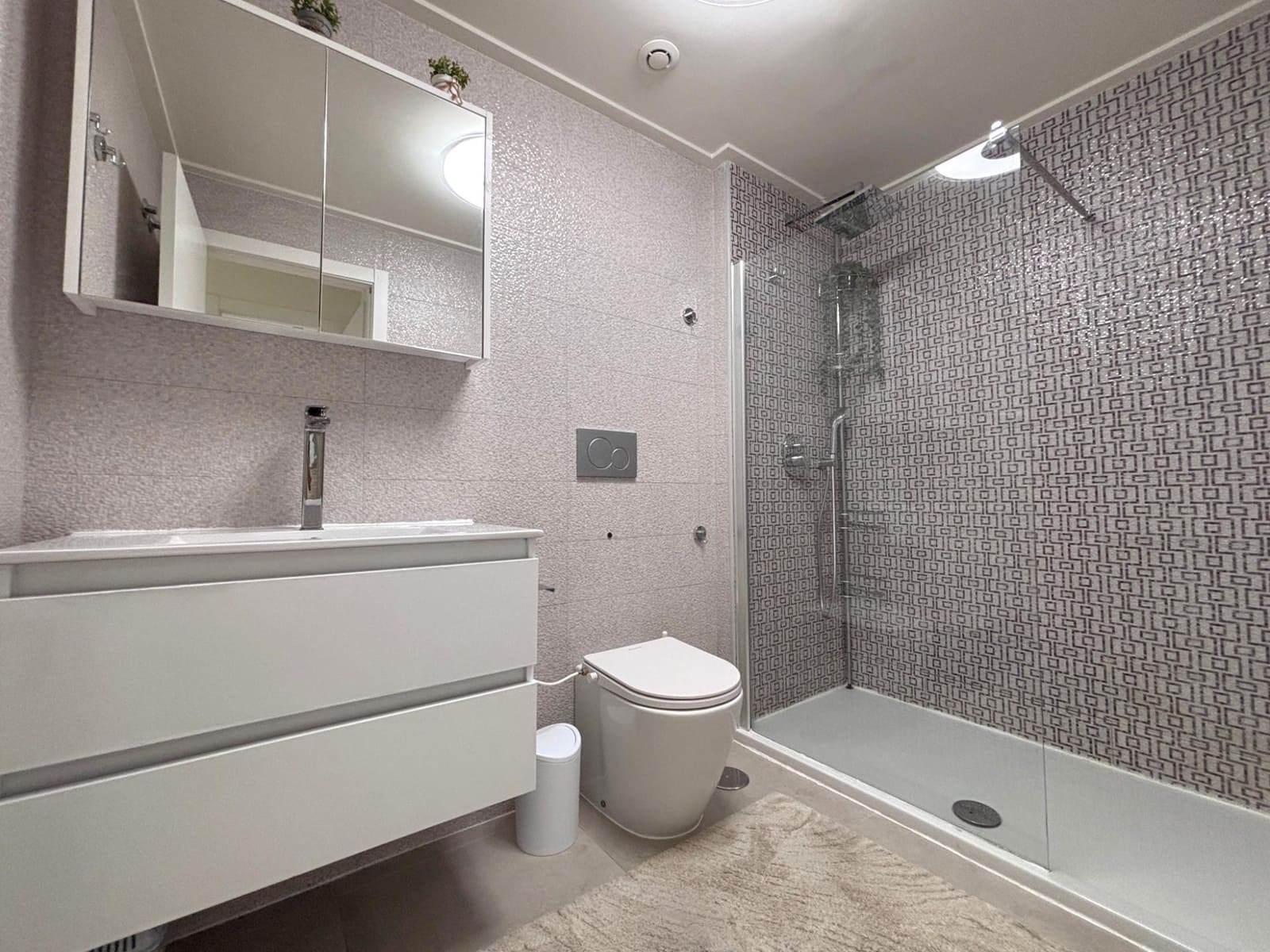 2 quarto Apartamento para venda em La Veleta com piscina - 239 000 € (Ref: 8692543)