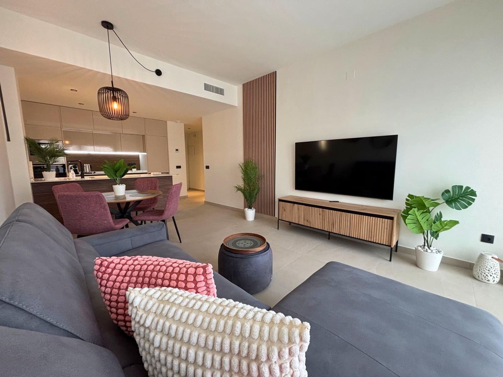 2 sypialnia Apartament na sprzedaż w La Veleta z basenem garażem - 349 000 € (Ref: 9153857)