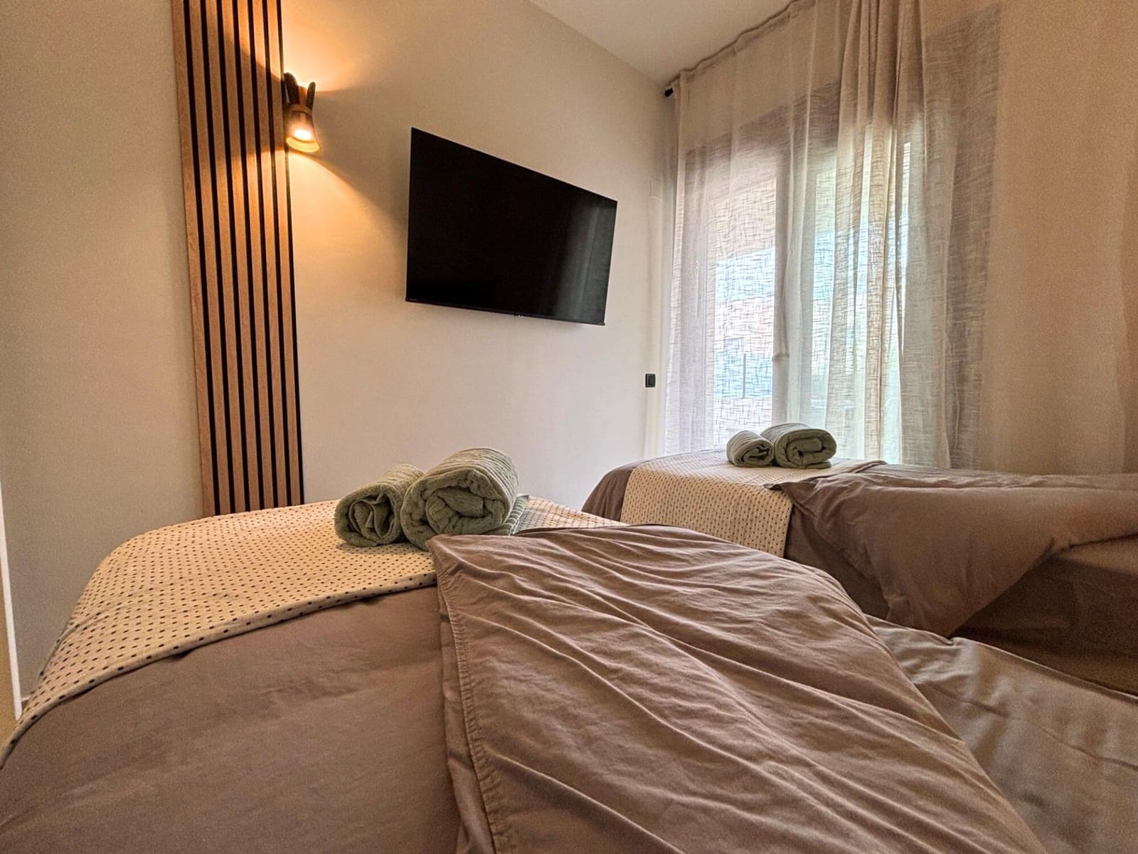 2 sypialnia Apartament na sprzedaż w La Veleta z basenem garażem - 349 000 € (Ref: 9153857)