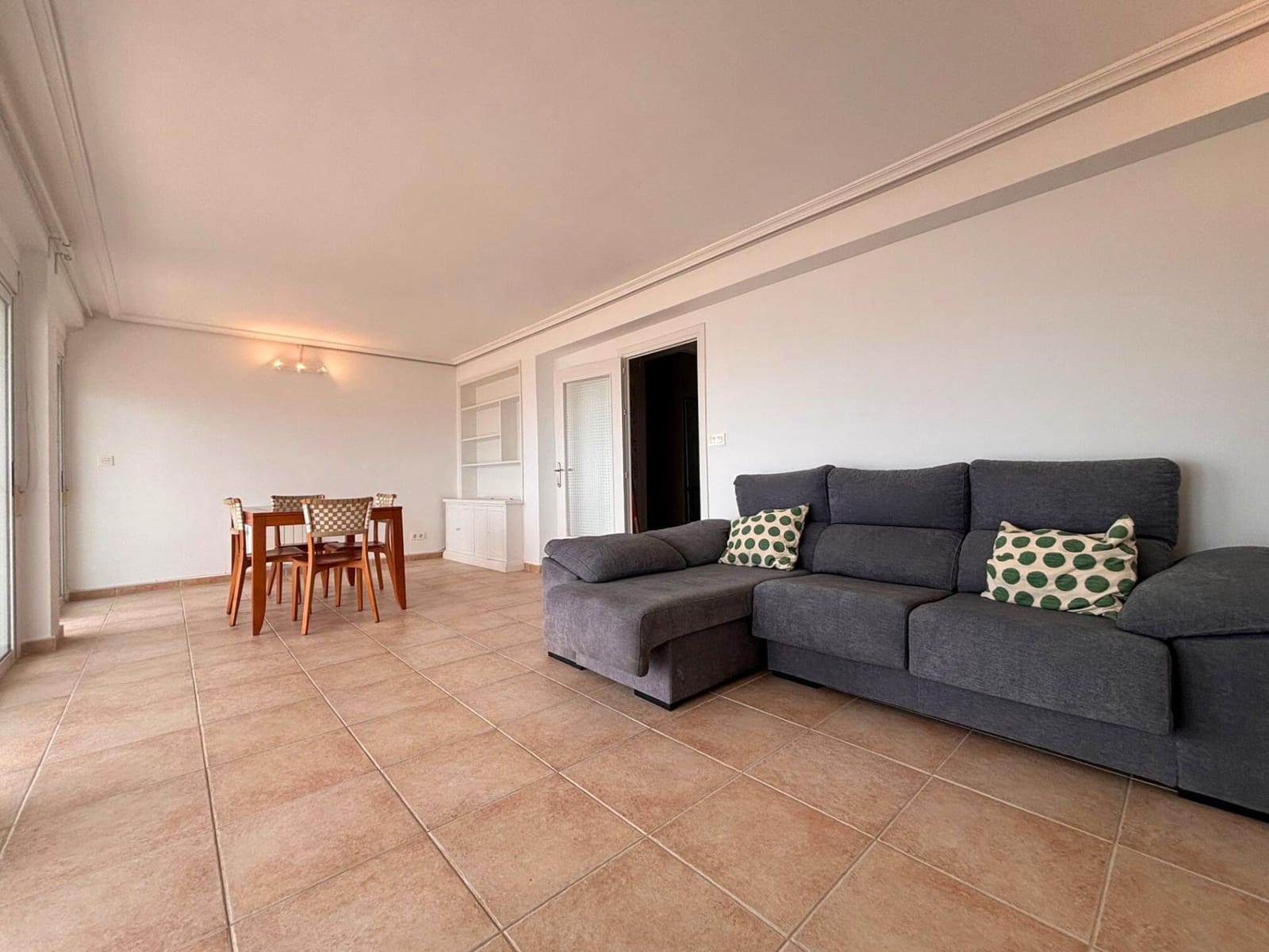 2 soveværelse Lejlighed til leje i La Veleta - € 2.100 (Ref: 9159386)