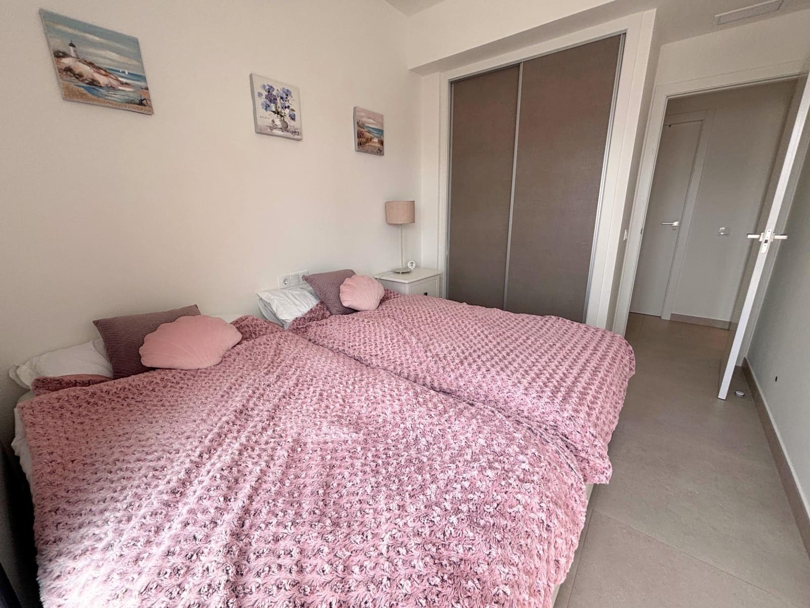 2 soveværelse Penthouse til salg i La Veleta med swimmingpool - € 360.000 (Ref: 9197689)