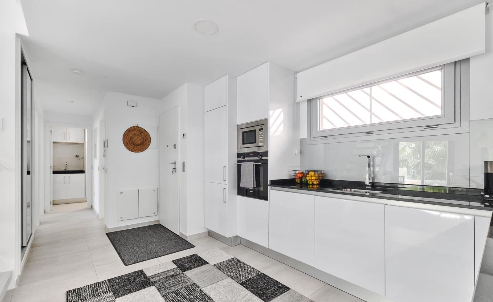 2 soveværelse Penthouse til salg i La Veleta med garage - € 315.000 (Ref: 9390765)