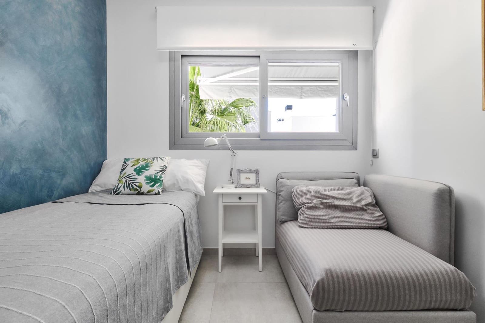 2 soveværelse Penthouse til salg i La Veleta med garage - € 315.000 (Ref: 9390765)