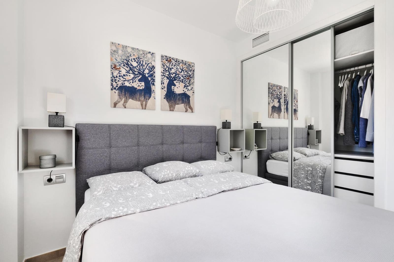 2 soveværelse Penthouse til salg i La Veleta med garage - € 315.000 (Ref: 9390765)