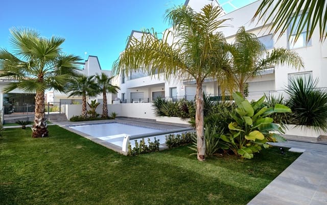 2 soveværelse Lejlighed til salg i La Veleta, Torrevieja med swimmingpool - € 258.000 (Ref: 9449044)