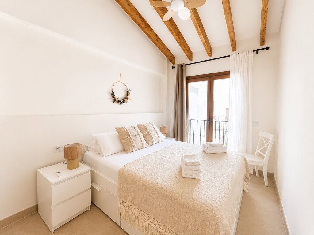 2 soverom Leilighet til leie i Pollensa / Pollenca - € 2 600 (Ref: 10091582)