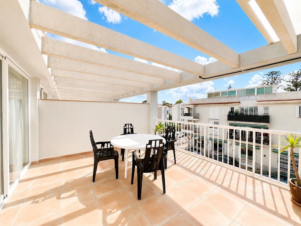Villa/Maison de 5 chambres à louer à Pollensa / Pollenca avec garage - 2 500 € (Ref: 10091590)