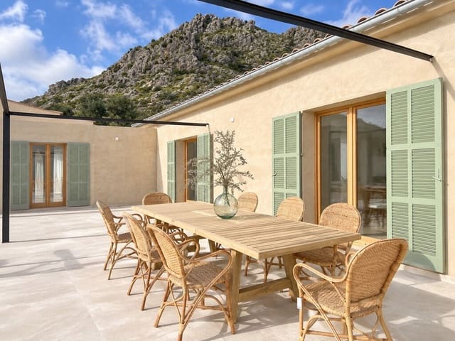 Villa/Maison de 6 chambres à louer à Port de Pollença, Pollensa / Pollença avec piscine - 36 160 € (Ref: 10091592)