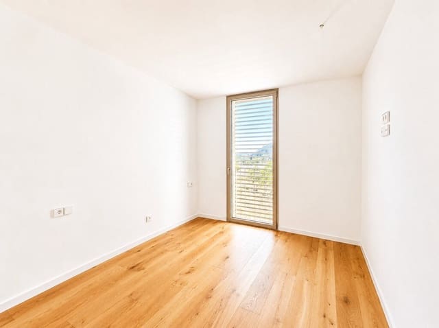 2 soveværelse Lejlighed til leje i Pollensa / Pollença med swimmingpool garage - € 1.600 (Ref: 10091596)