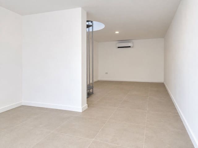 1 sovrum Lägenhet till salu i Port de Pollença, Pollensa / Pollença med garage - 270 000 € (Ref: 10124536)