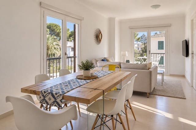 3 makuuhuone Huoneisto myytävänä paikassa Port de Pollença, Pollensa / Pollença mukana uima-altaan - 630 000 € (Ref: 10159836)