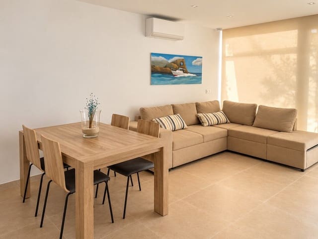 2 bedroom Apartment for rent in Alcúdia - € 1,200 (Ref: 10187555)