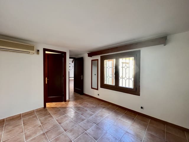 3 soverom Leilighet til salgs i Port de Pollença, Pollensa / Pollença med garasje - € 450 000 (Ref: 7160403)