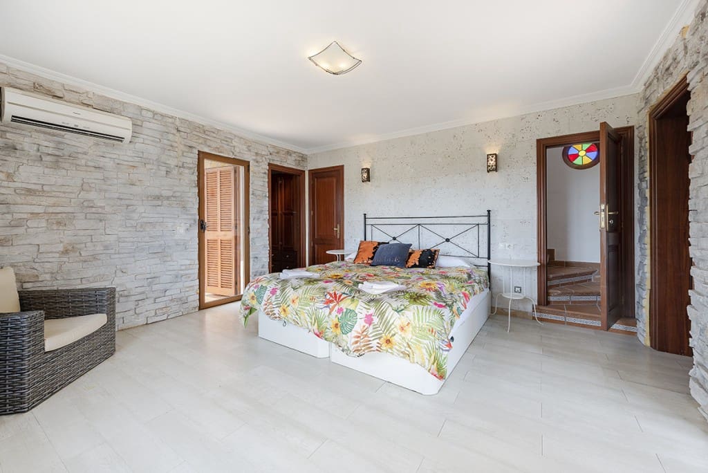 3 soveværelse Villa til salg i Alcudia med swimmingpool garage - € 2.800.000 (Ref: 7268126)