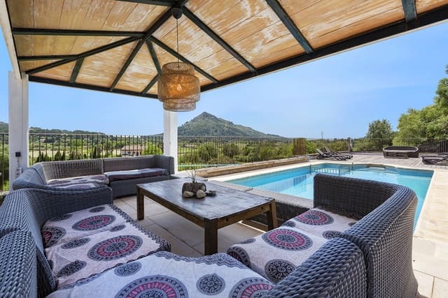 3 soverom Villa til salgs i Alcúdia med svømmebasseng garasje - € 2 800 000 (Ref: 7268126)