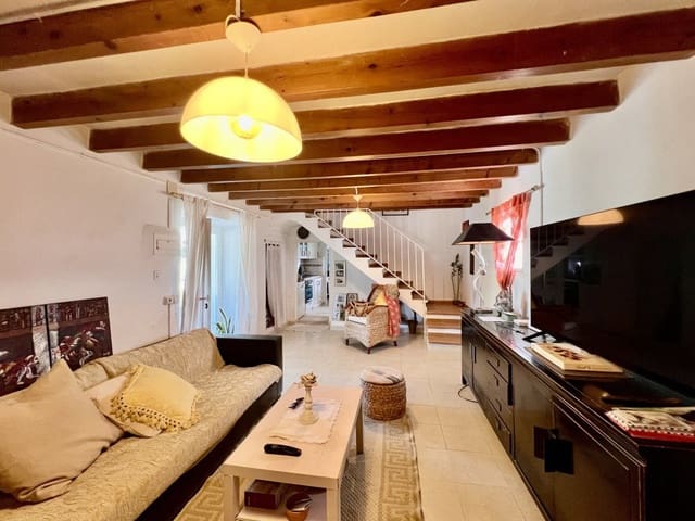 4 bedroom Villa for sale in Port de Pollença, Pollensa / Pollença with garage - € 1,200,000 (Ref: 7519267)