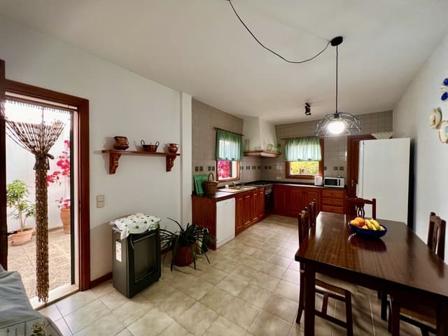 5 bedroom Villa for sale in Alaró with garage - € 894,000 (Ref: 7617405)