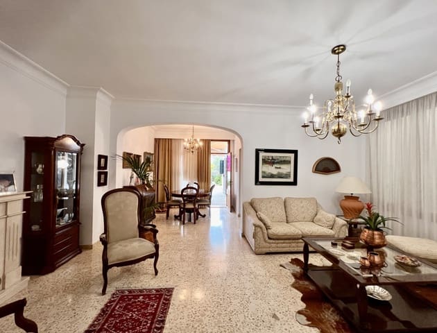 5 bedroom Villa for sale in Alaró with garage - € 894,000 (Ref: 7617405)