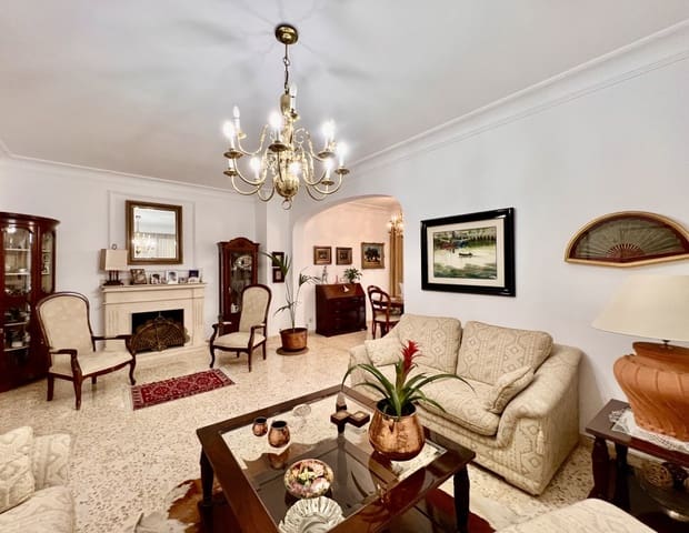 5 bedroom Villa for sale in Alaró with garage - € 894,000 (Ref: 7617405)