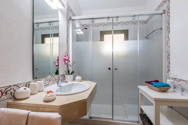 3 bedroom Villa for sale in Pollensa / Pollença with pool garage - € 1,800,000 (Ref: 7735524)