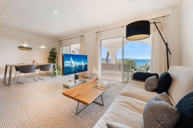 4 soverom Villa til salgs i Alcúdia med svømmebasseng garasje - € 1 950 000 (Ref: 7830225)