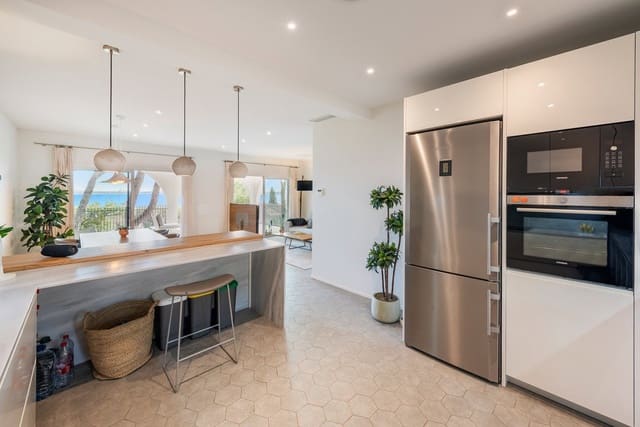 4 quarto Moradia para venda em Alcúdia com piscina garagem - 1 950 000 € (Ref: 7830225)