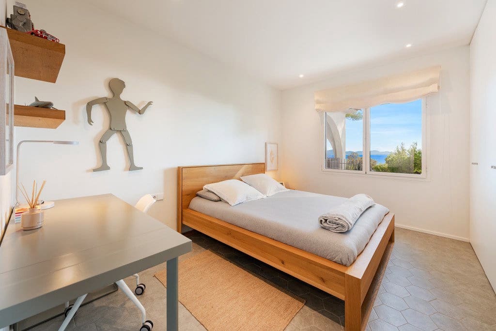 4 bedroom Villa for sale in Alcudia with pool garage - € 1,950,000 (Ref: 7830225)