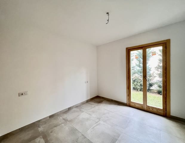 3 bedroom Apartment for sale in Port de Pollença, Pollensa / Pollença with pool garage - € 795,000 (Ref: 7830226)