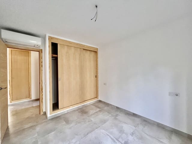 3 sypialnia Apartament na sprzedaż w Port de Pollença, Pollensa / Pollença z basenem garażem - 795 000 € (Ref: 7830226)