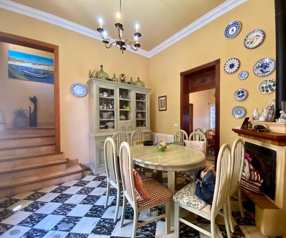 4 bedroom Villa for sale in Costitx with garage - € 850,000 (Ref: 8103518)